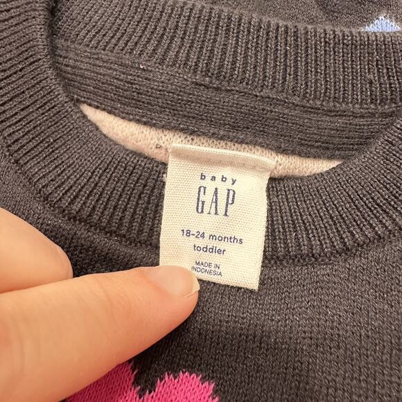 Baby Gap Black Rainbow Heart Sweater - Picture 4 of 5